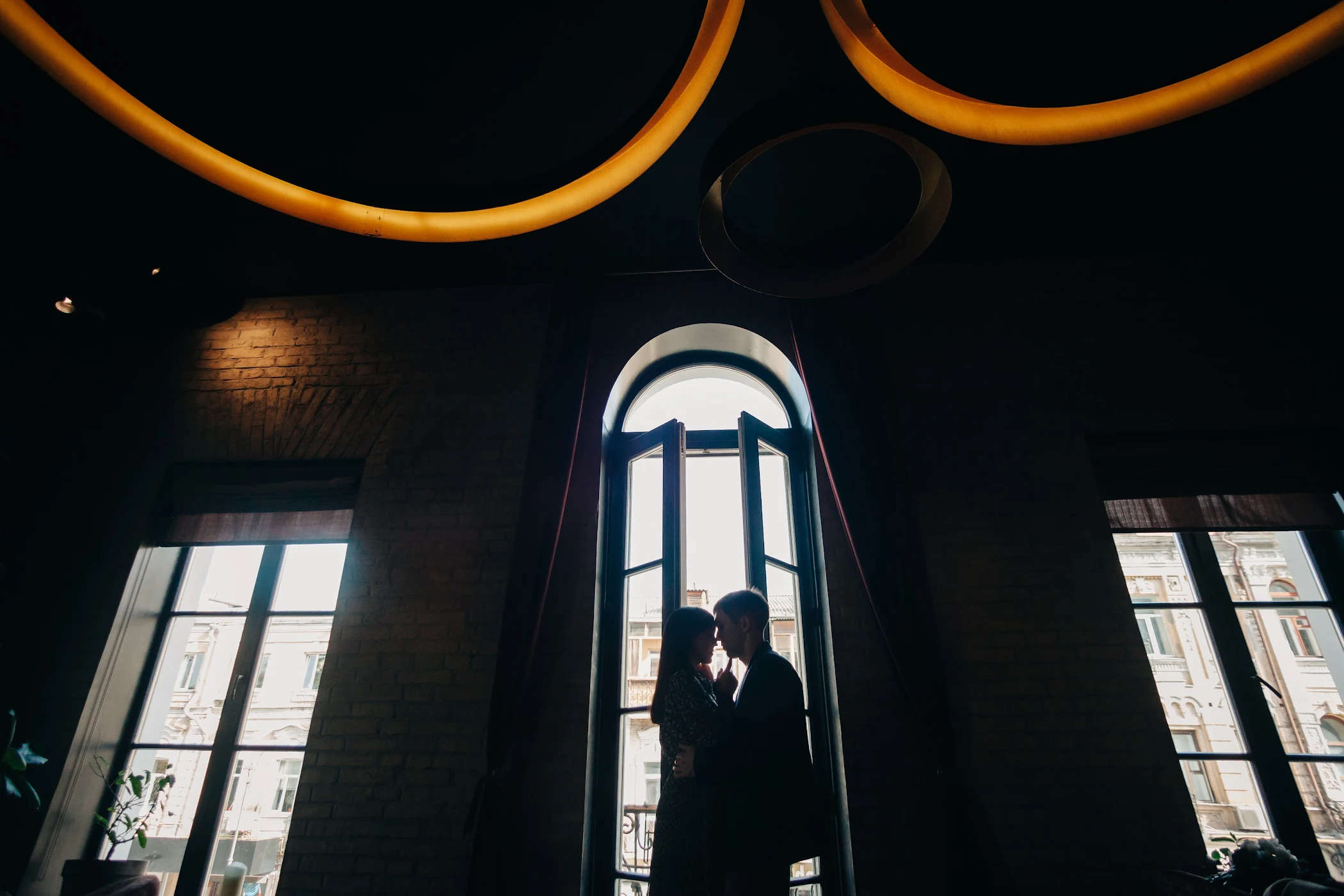 Why I Shoot Weddings Without Flash — Even in a Dark Reception Hall