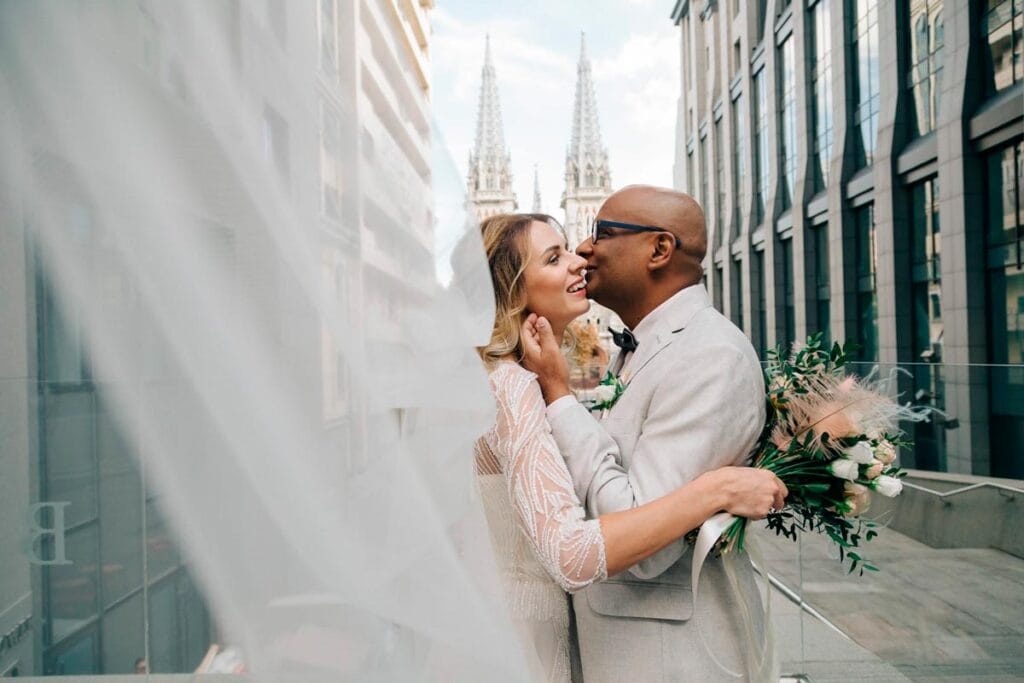 How the City Becomes the Backdrop of Your Wedding Story
