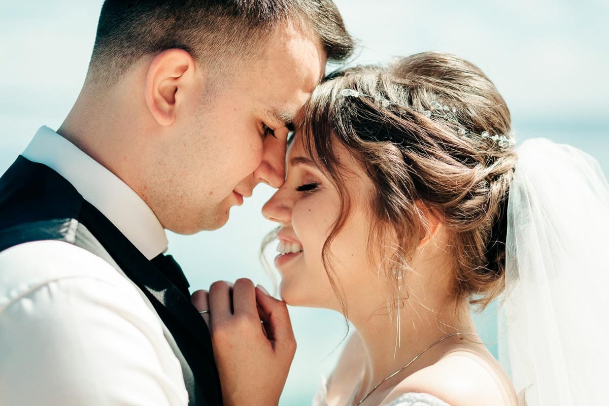 Why I Shoot Weddings Like a Movie, Not a Photoshoot