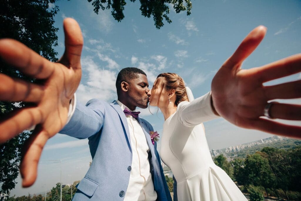 Urban Weddings in Edmonton: Space, Rhythm, and Style