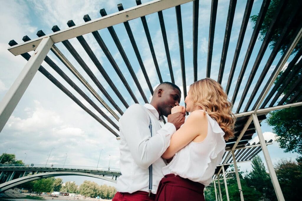 How to Prepare for an Engagement Photoshoot