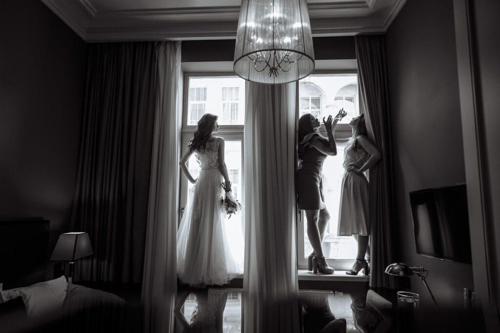 Why a Local Photographer Navigates Your Wedding Day Better