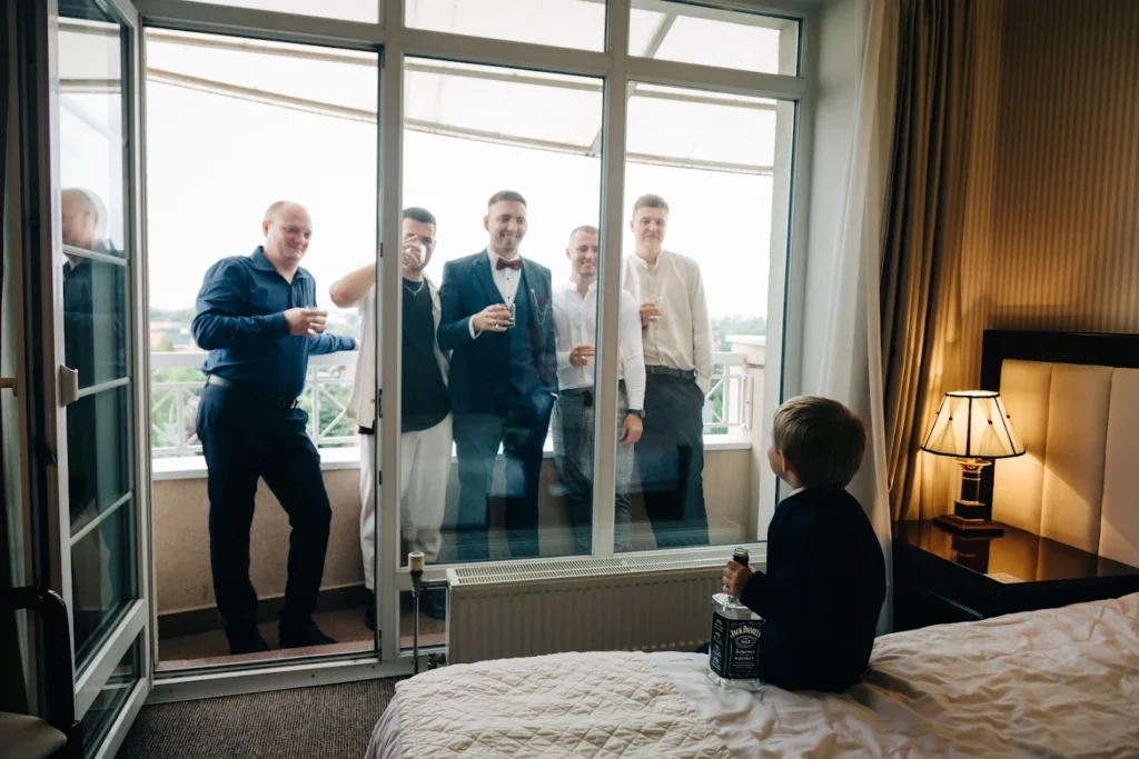 How Natural Light Shapes the Mood of Photos